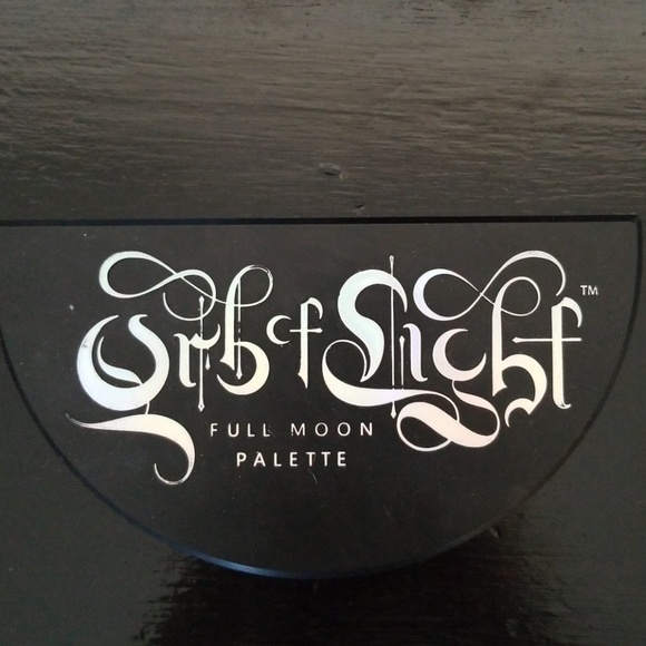 Black Moon Cosmetics Other - Black Moon Cosmetics Orb of Light Palette